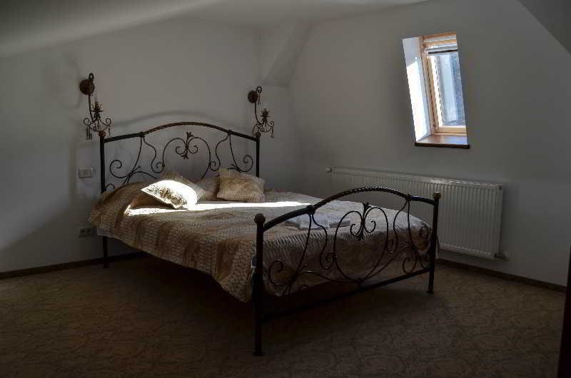 Conac Bavaria Busteni Bagian luar foto